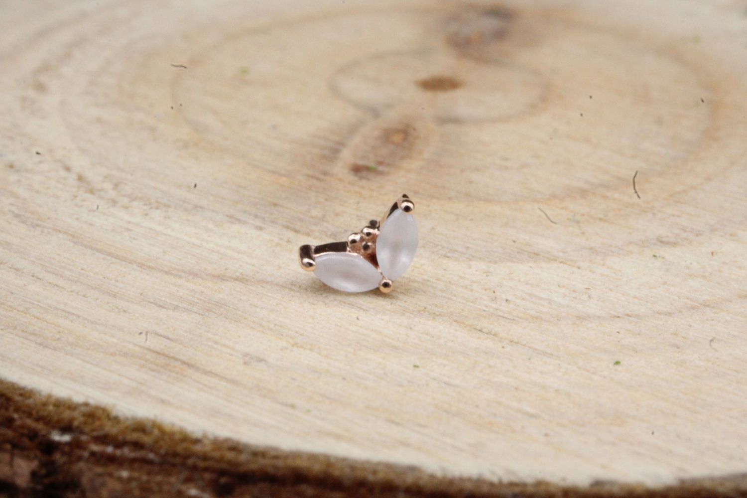 Threadless Rose Gold Petals End, Finish: Sandblasted, Stone: White CZ