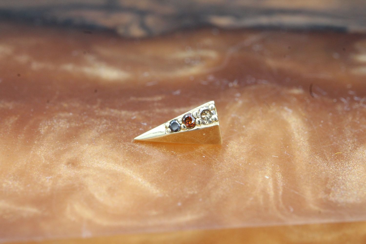 Threaded Yellow Gold Bastian Top, Gauge: 18/16ga, Stone: Champagne, Chocolate, and Black Diamond