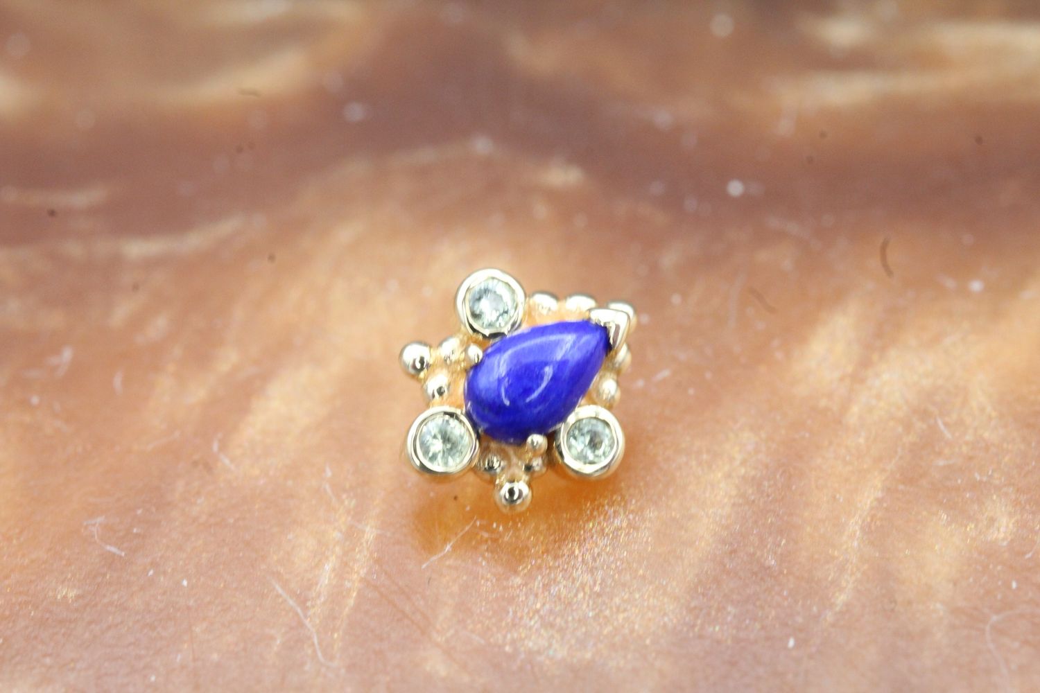 Threaded Yellow Gold Pear Helana, Gauge: 18/16ga, Stone: Lapis Pear &amp; Peridot Round Accents