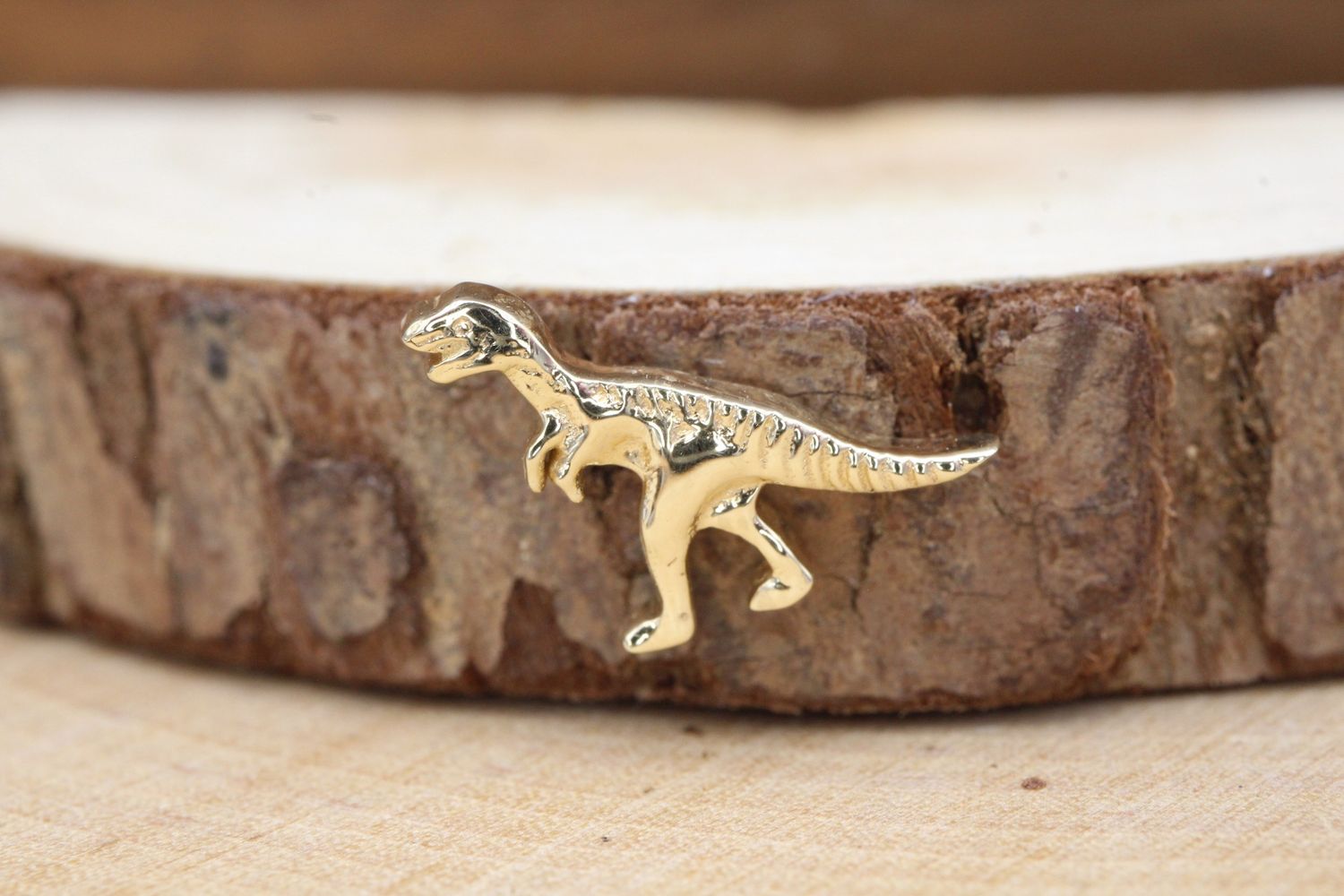 Threaded Yellow Gold Dino, Gauge: 18/16ga