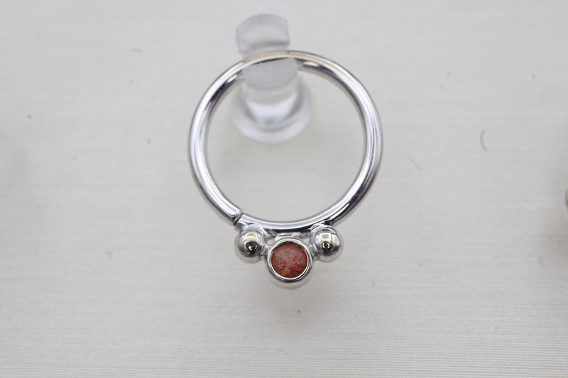 White Gold Oberon Seam Ring
