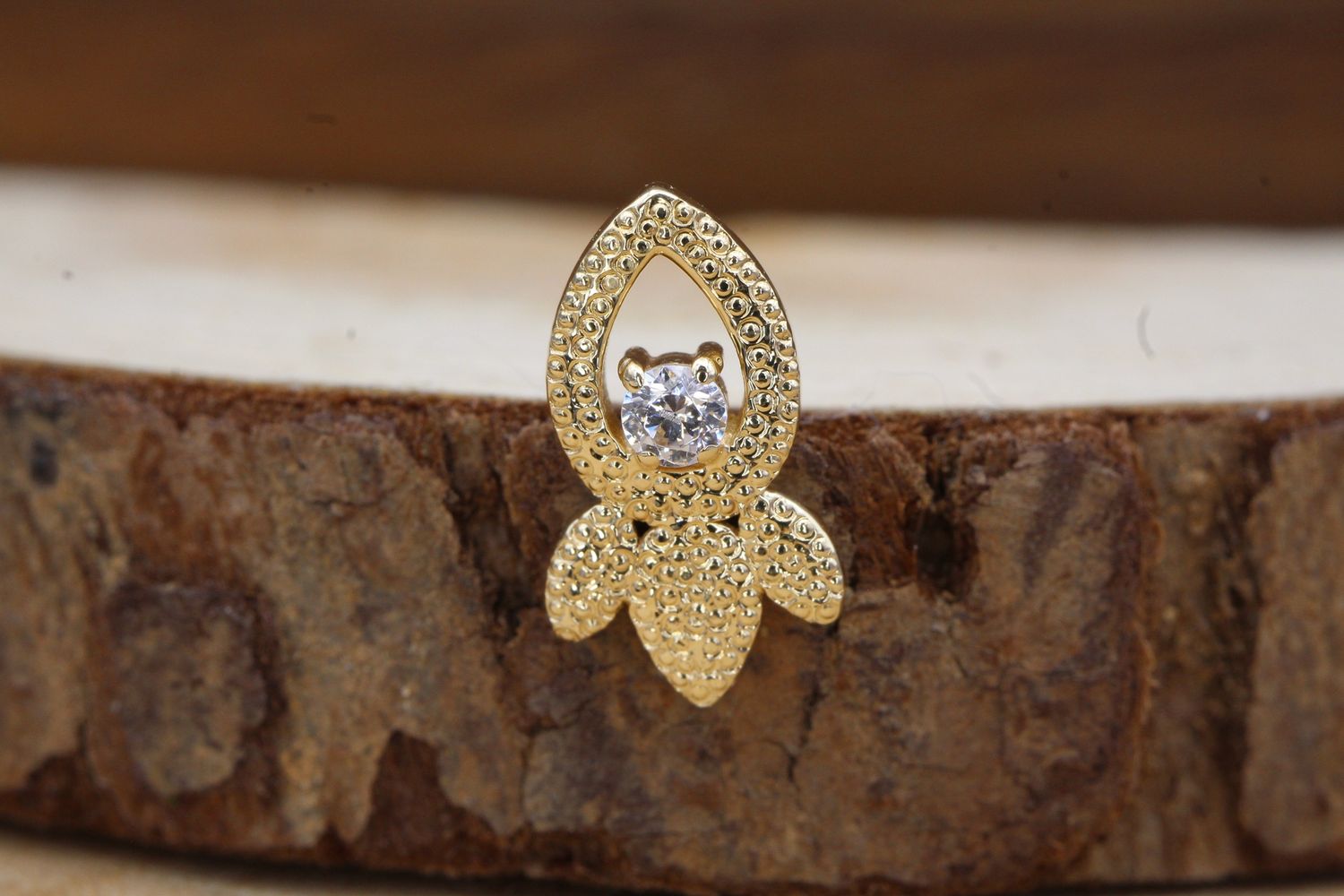 Threaded Yellow Gold Pave Valiera, Gauge: 18/16ga, Stone: White CZ