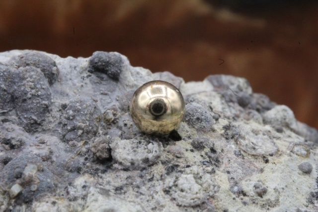 Threaded Yellow Gold Bead, Gauge: 16g, Bead Size: 3/32