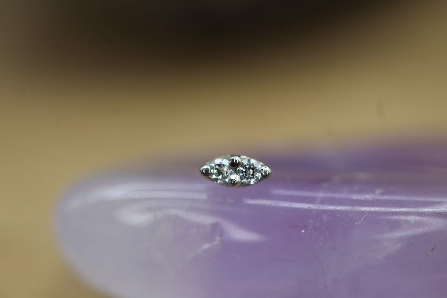 Threadless White Gold Marquise Illusion, Size: 2x1mm, Stone: White CZ