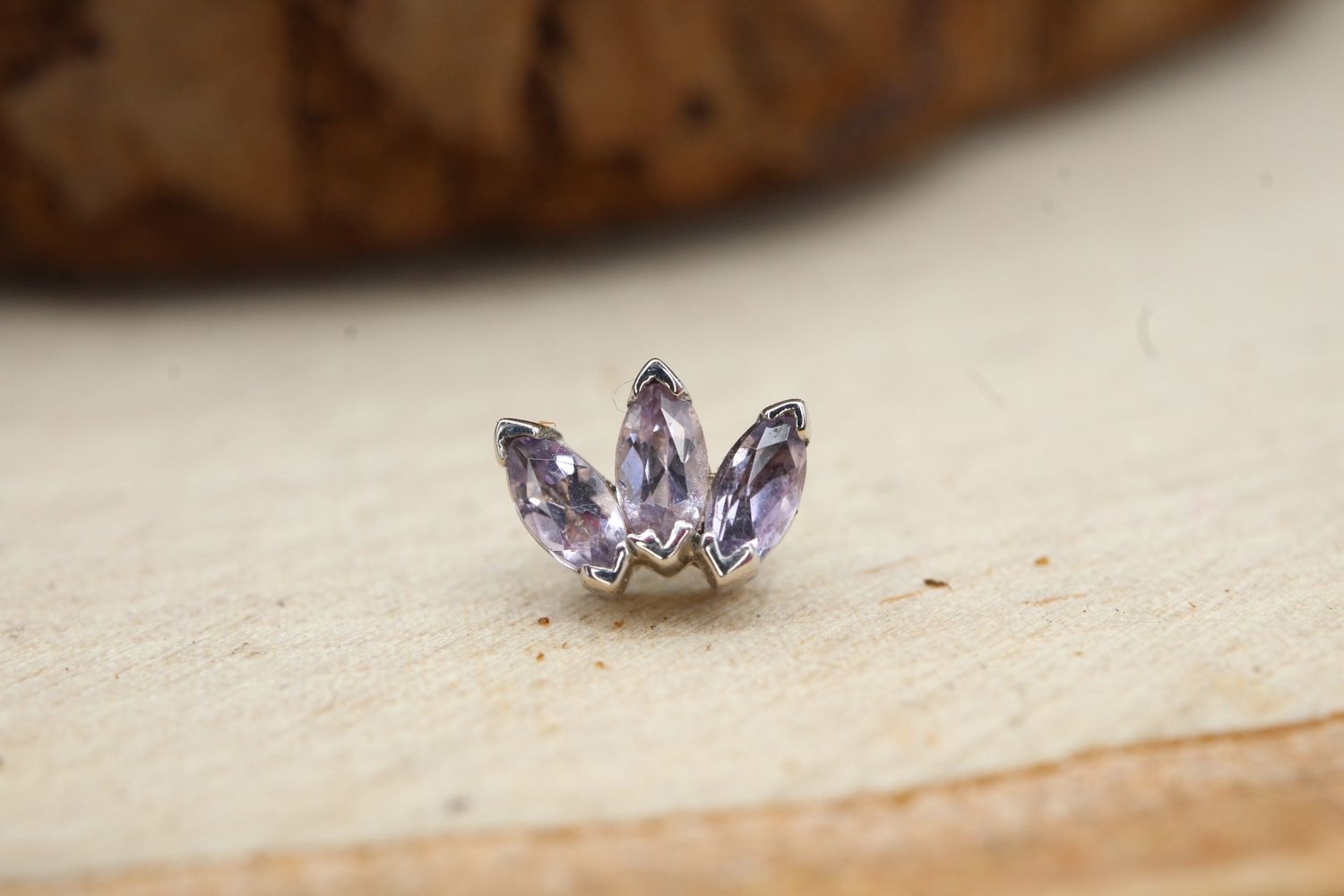 Threaded White Gold Marquise Fan, Gauge: 16ga, Stone: Light Amethyst &amp; Light Pink Sapphire
