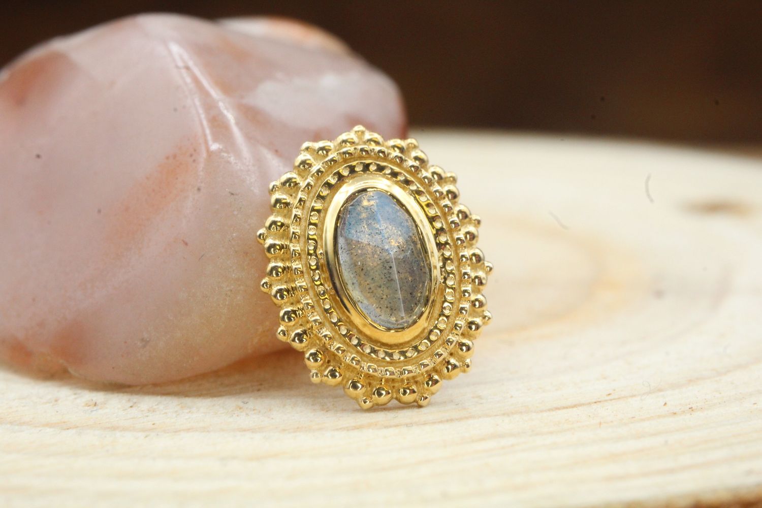 Threaded Yellow Gold Afghan Oval Top, Gauge: 18/16ga, Stone: Labradorite