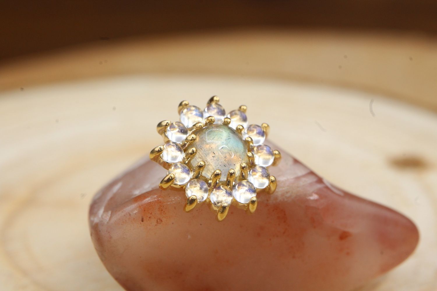 Threaded Yellow Gold 8mm The Rose Top, Gauge: 18/16ga, Stone: Labradorite &amp; Rainbow Moonstone