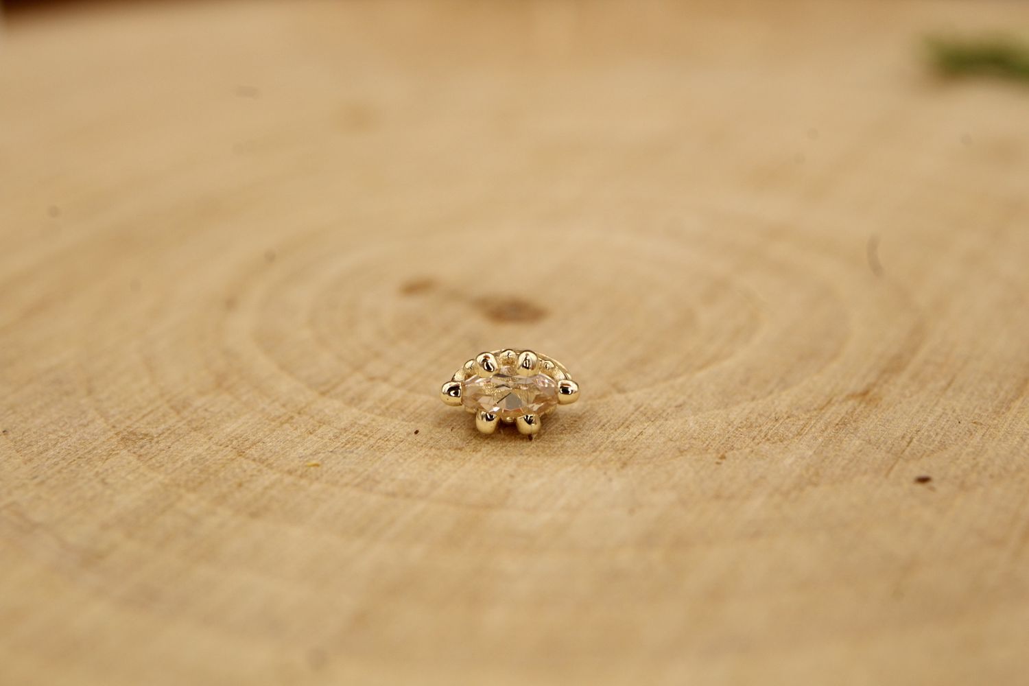 Threadless Yellow Gold Crown Prong Marquise, Stone: Morganite