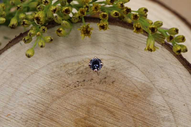 Threadless Rose Gold Round Prong Top