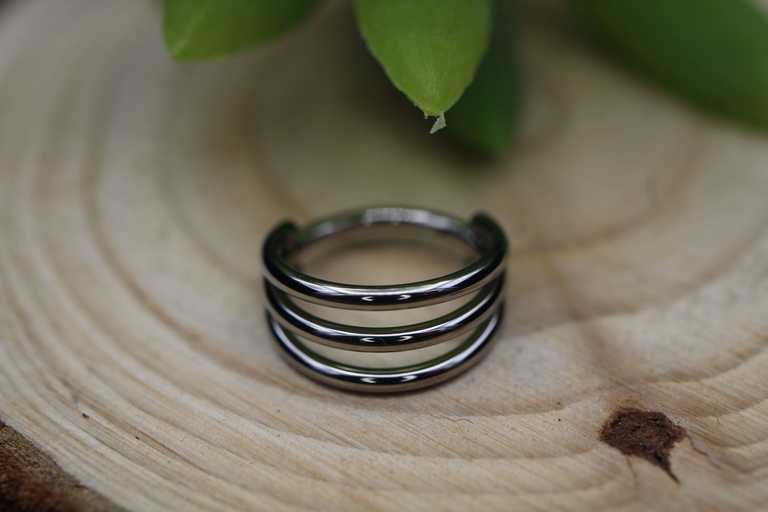 Titanium Illusion Triple Hinge Ring, Gauge: 16g, Diameter: 3/8