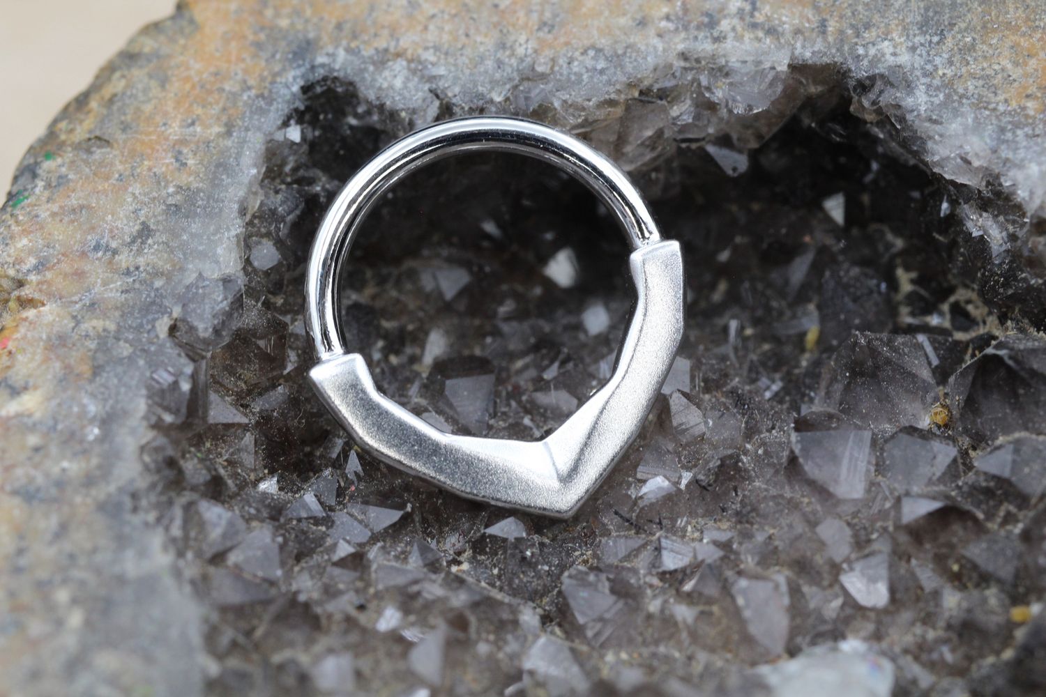 White Gold Petite Archive Seam Ring, Diameter: 3/8&quot;