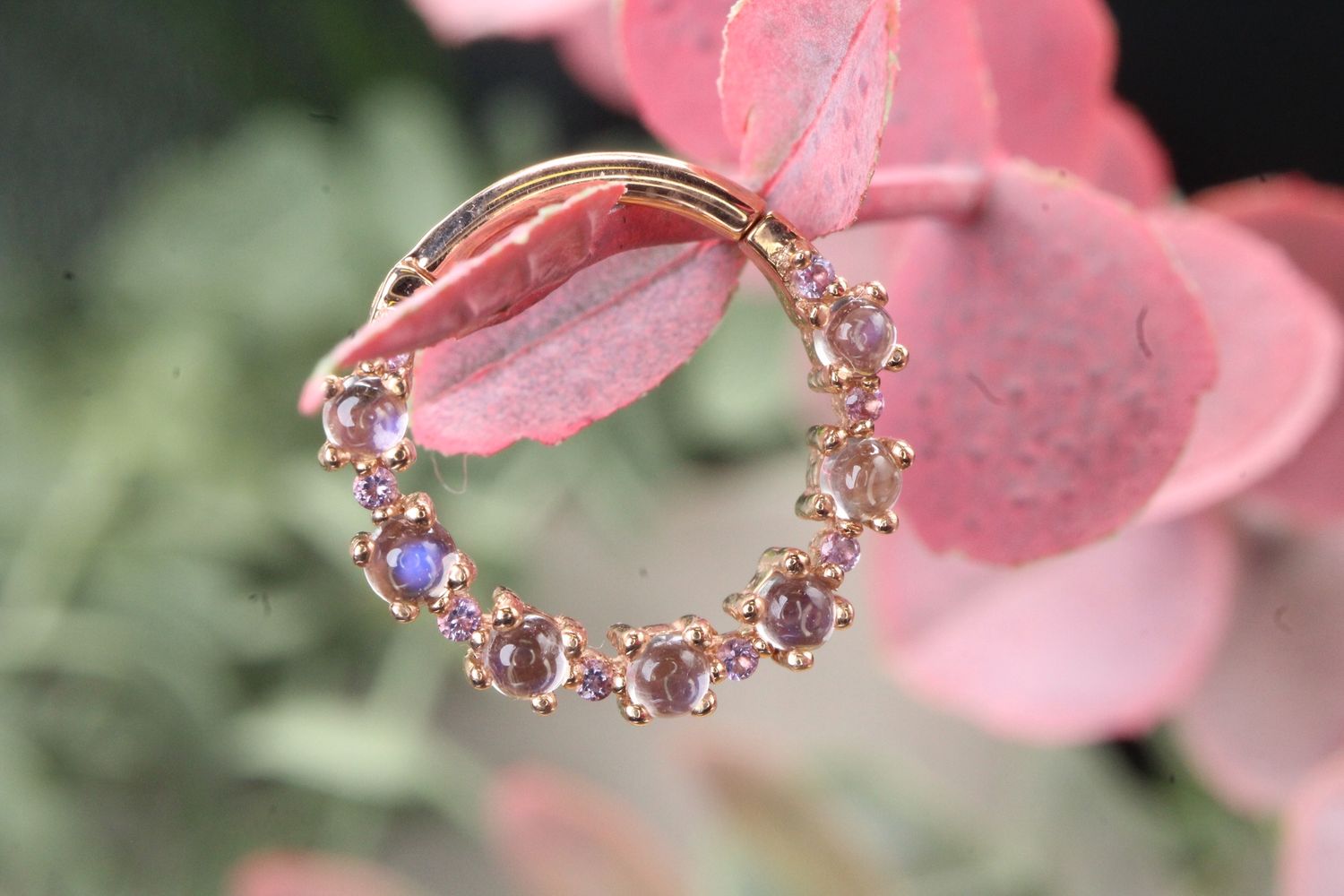 Rose Gold Setevos Hinge Ring
