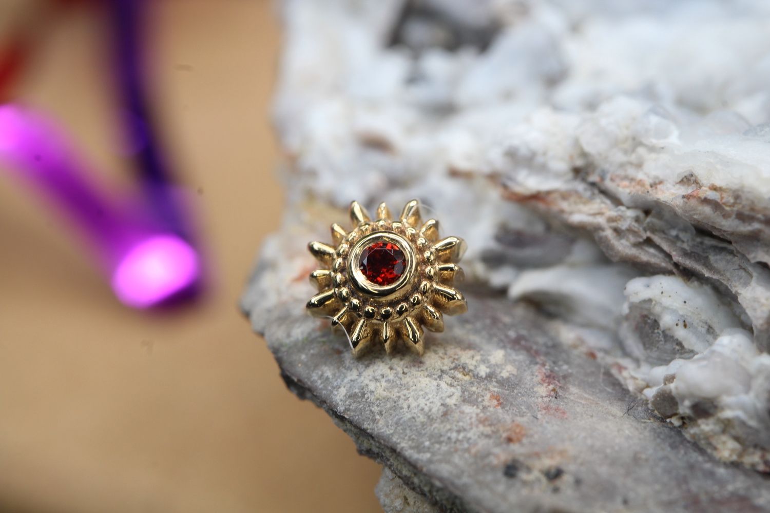 Threaded Yellow Gold Mini Compass