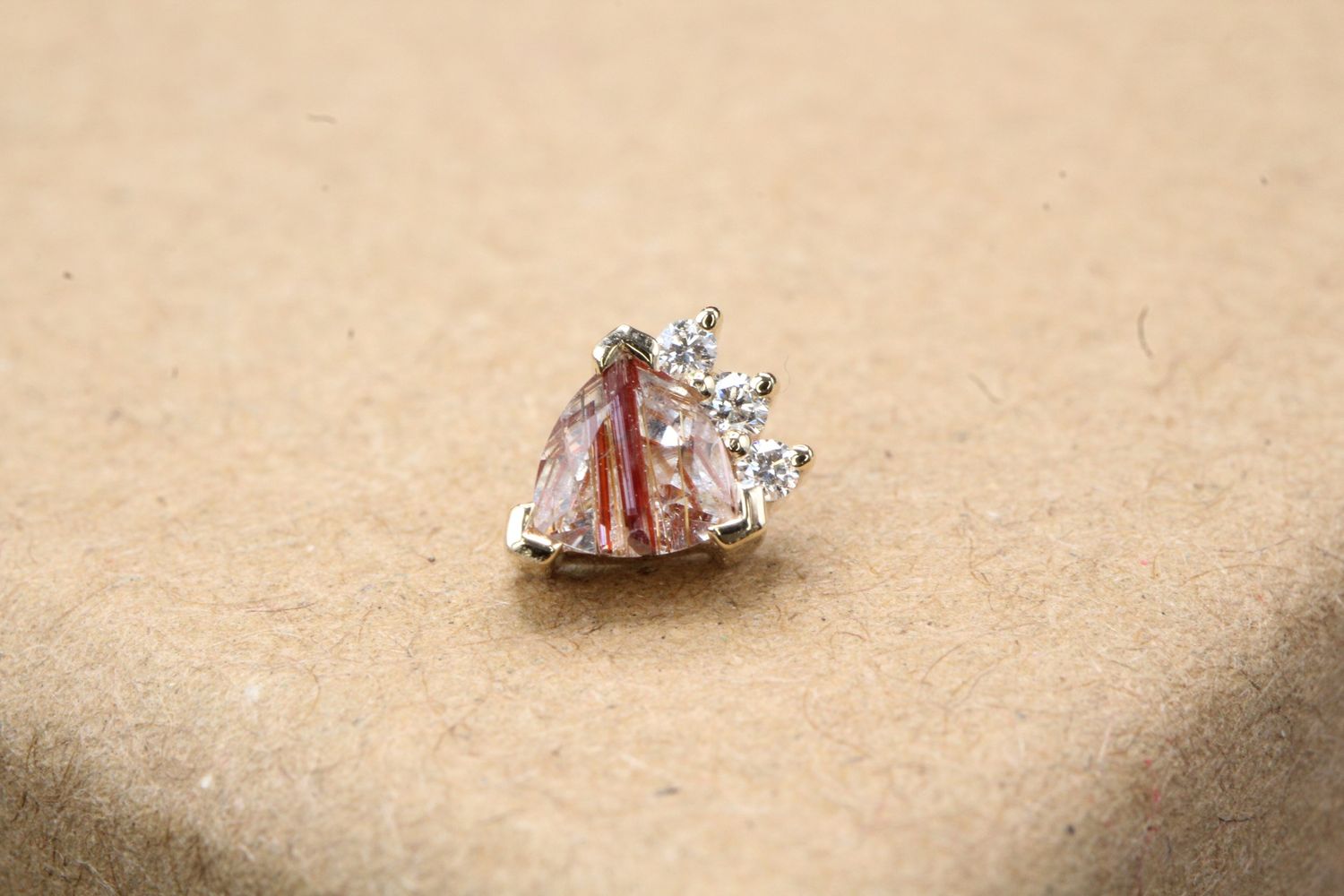 Threaded Yellow Gold Micol Top, Gauge: 14/12ga, Stone: Copper Rutilated Quartz &amp; VS1 Diamond