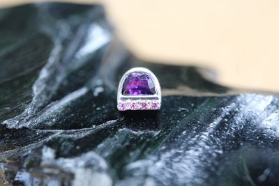 Threaded White Gold Cerces Top