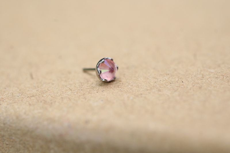 Threadless Titanium Inverted Prong Tops