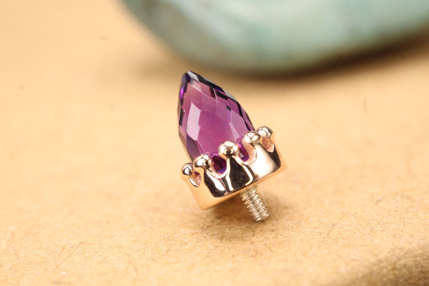 Threaded Rose Gold Cab Crown Prong Bullet Top, Gauge: 14/12ga, Size: 6mm w/ 4mm Gem, Stone: AA Amethyst