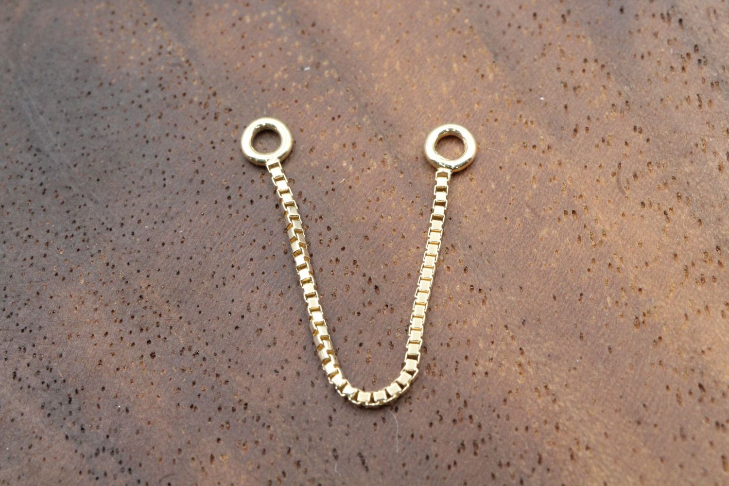 Yellow Gold .75mm Box Chain, Jump Ring: 16ga, Length: 3/4'', Number of Chains: Single