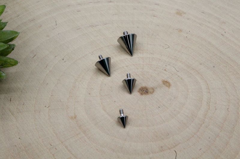 Threaded Cone Spike Ends