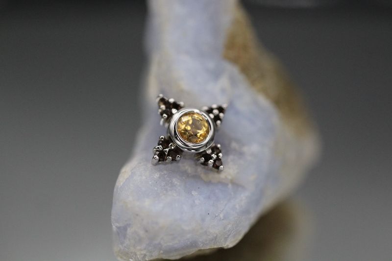 Threaded White Gold Desimone