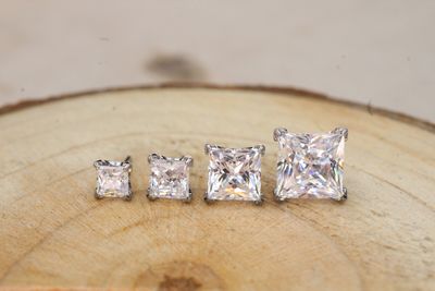 Threadless Titanium Princess Prong Set Top