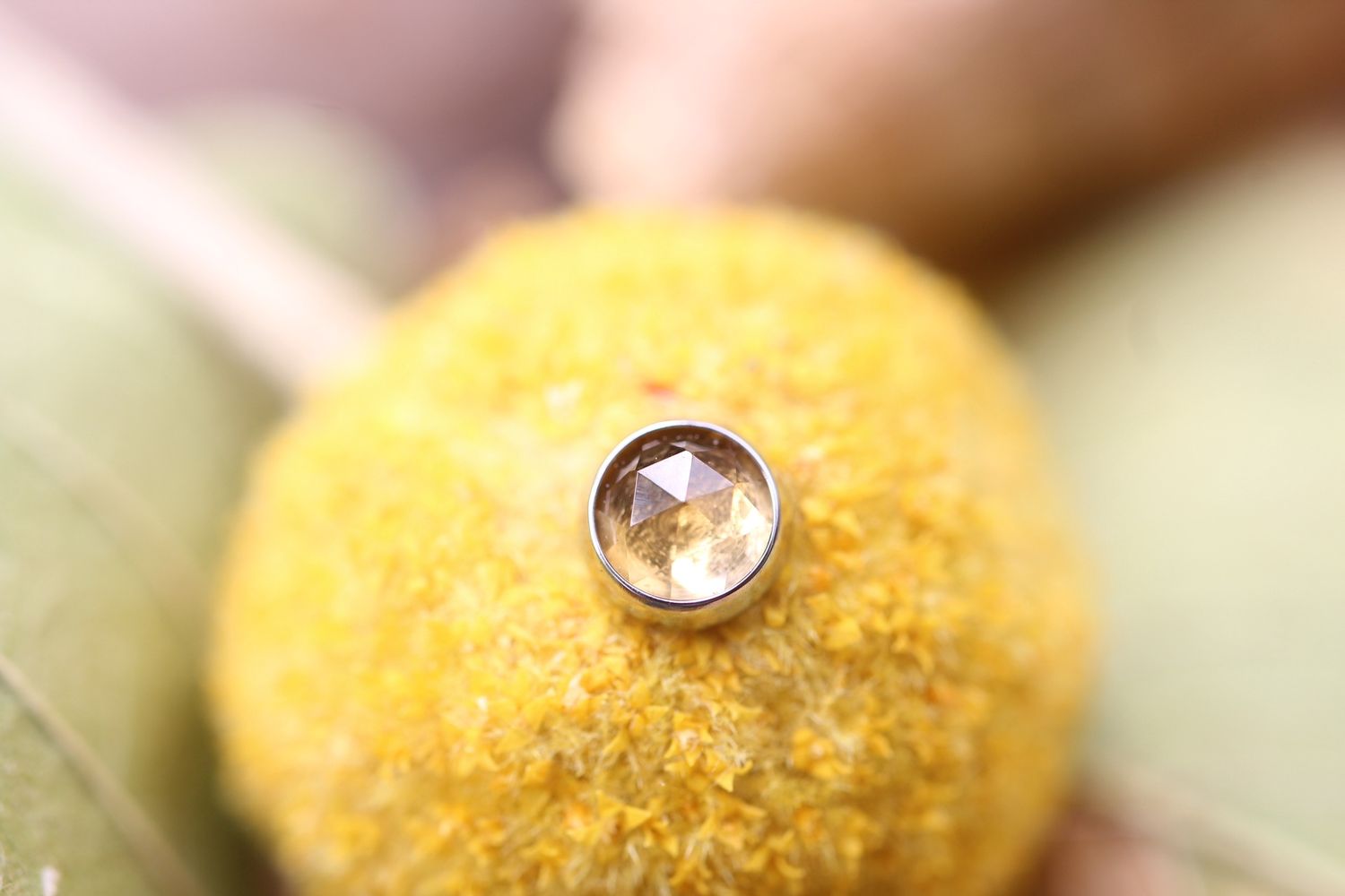 Titanium Threadless Natural Stone Cabochon Tops, Size: 4mm, Stone: Citrine