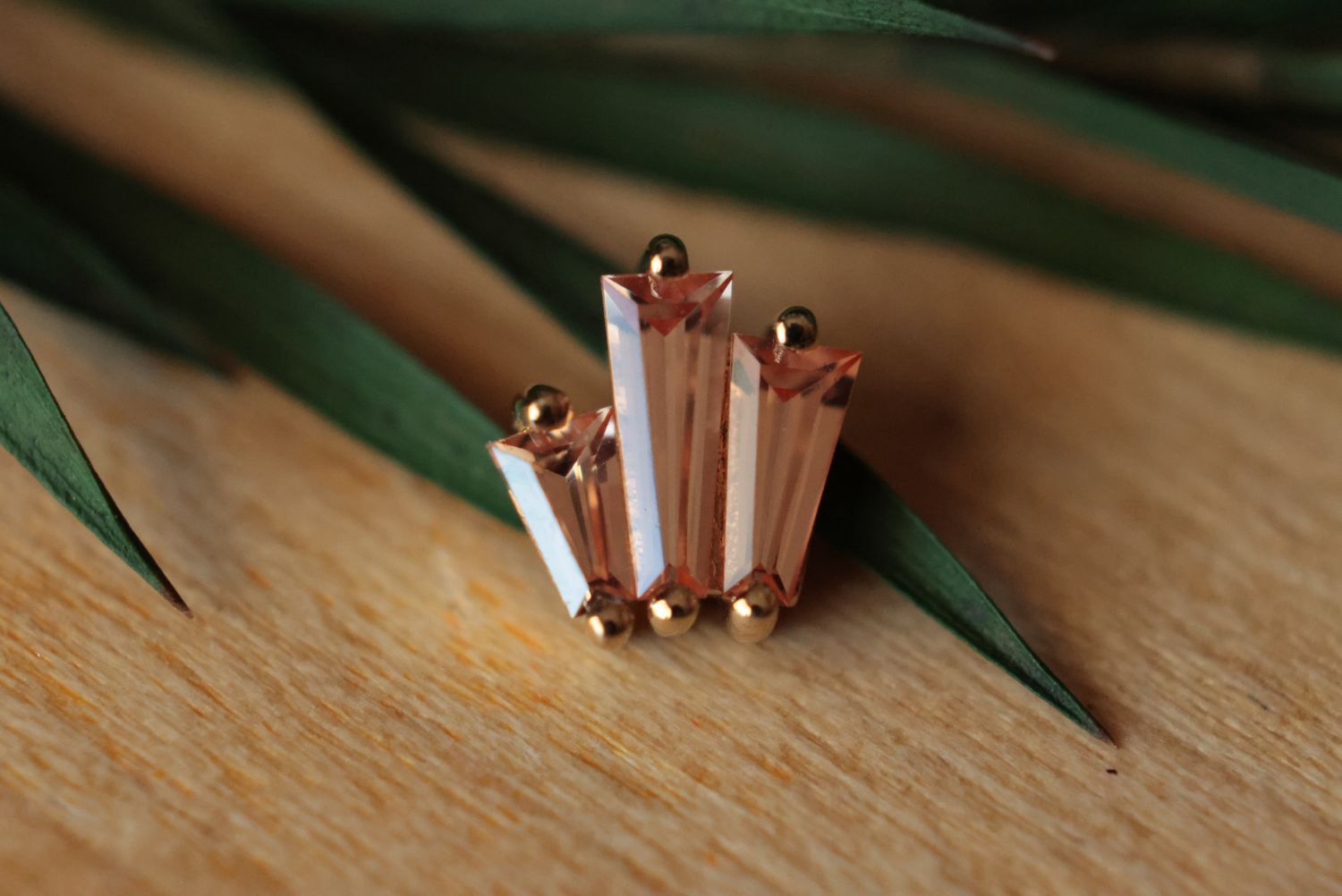 Threaded Yellow Gold Labels or Love Top, Gauge: 18/16ga, Stone: Champagne Sapphire (CH)