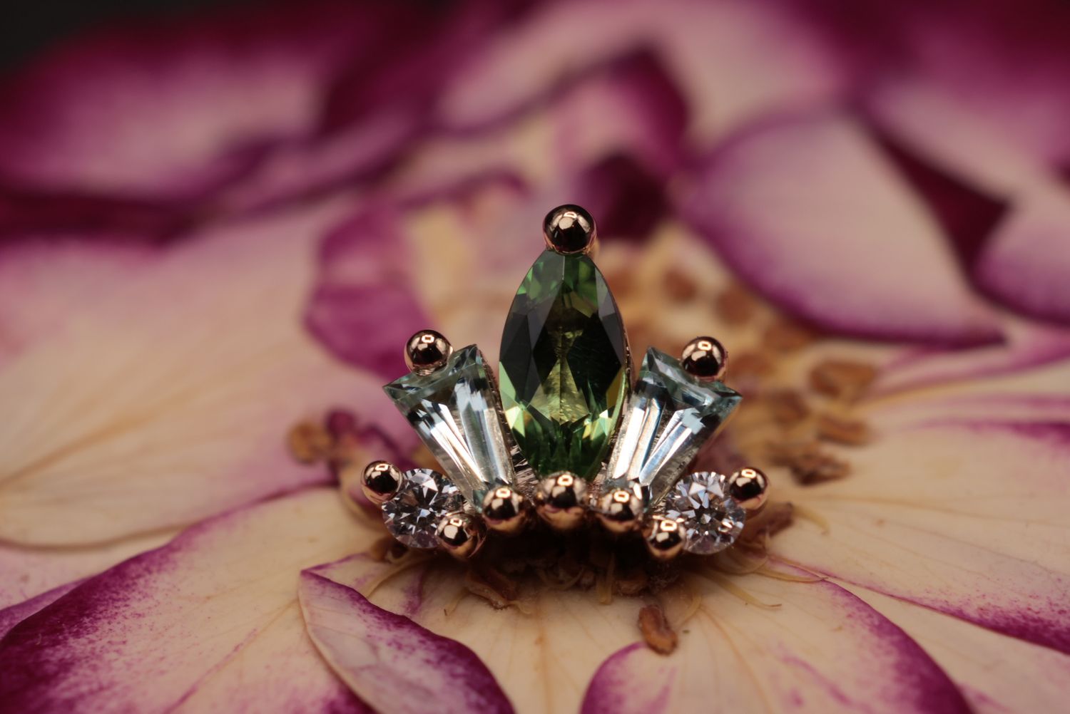 Threaded Yellow Gold La Princesa Top, Gauge: 18/16ga, Stone: Tsavorite (AA), Mint Beryl, &amp; White Diamond (VS1)
