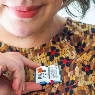 Open Book Simplified Mini Brooch