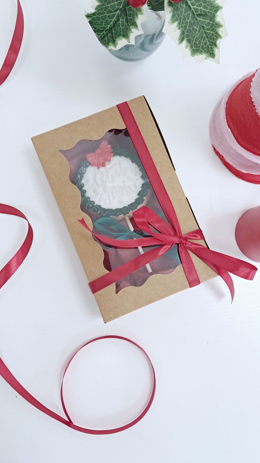 Individually boxed cookie pop