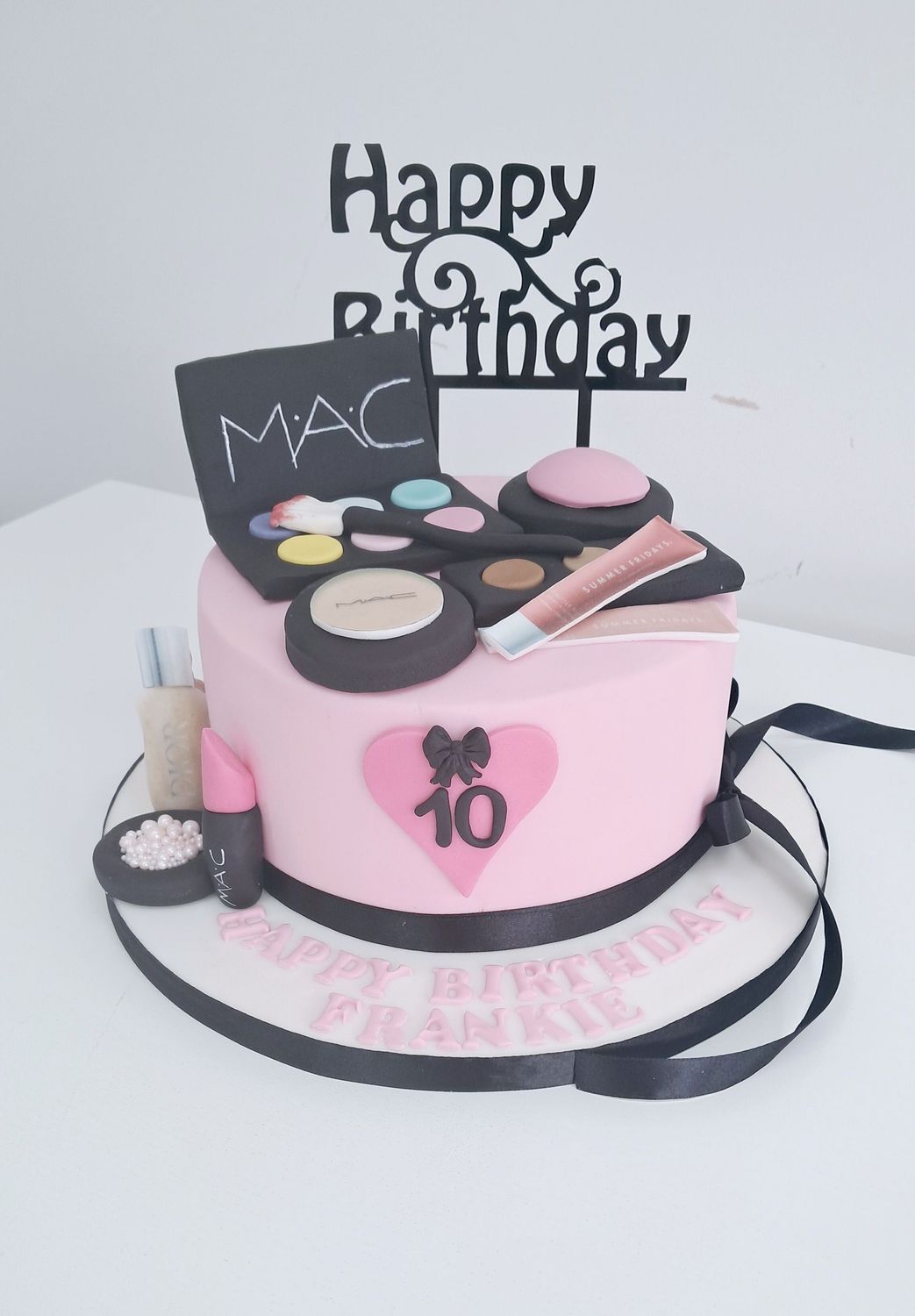 Make up cake Make up cake