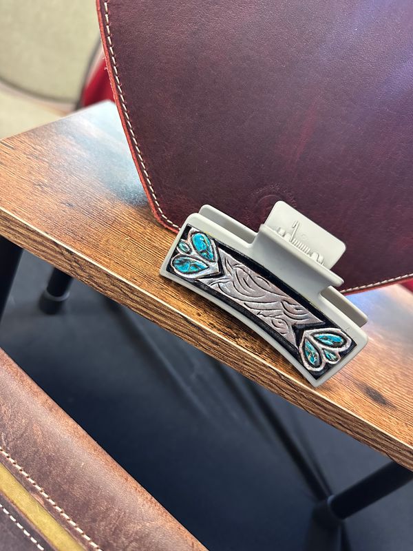 Tooled Medium Hair Clip