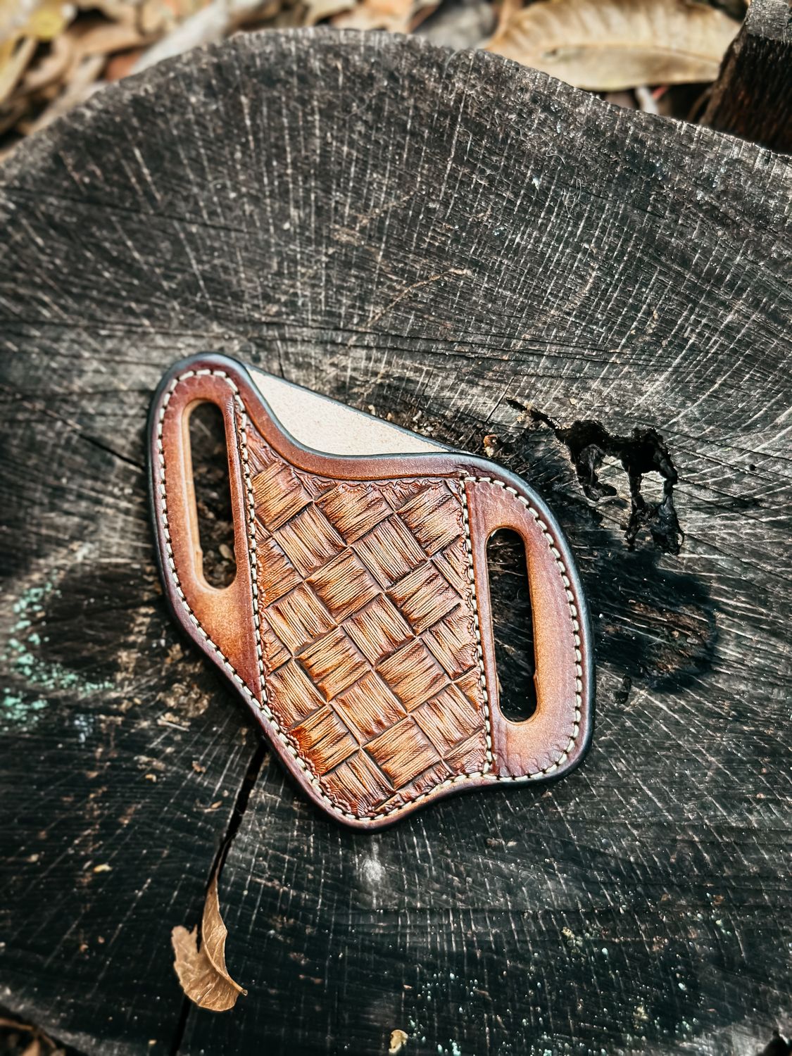 Basket Weave/Airbrushed Knife Sheath