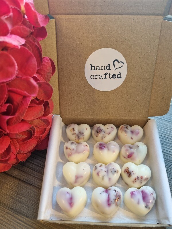 &#39;Damson Plum, Rose &amp; Patchouli&#39; - 12 small wax melts