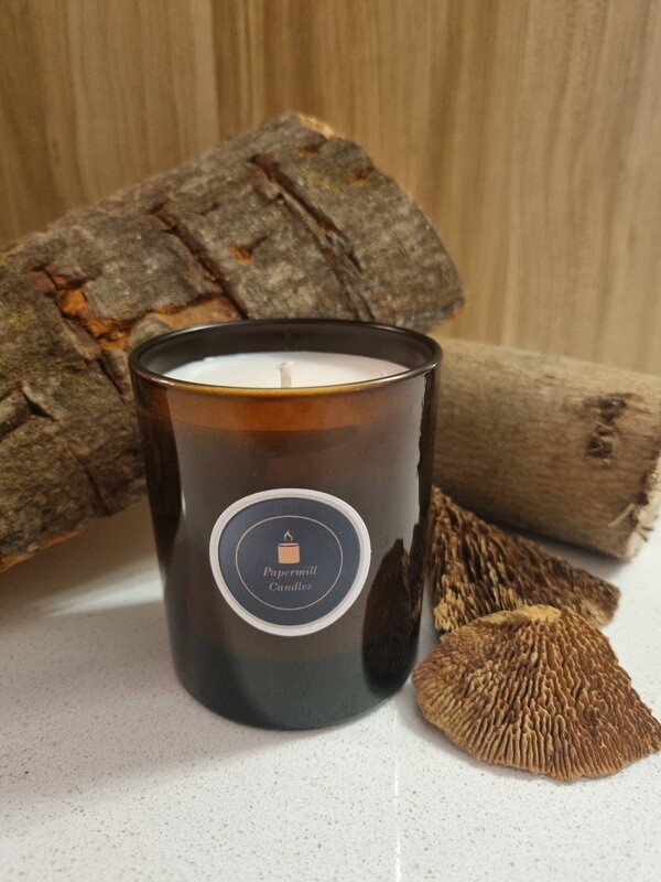 &#39;Warm Woods &amp; Cashmere&#39; - 165g candle