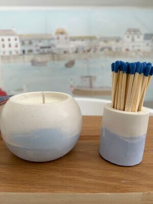 &#39;Rock Salt &amp; Driftwood&#39; - 165g candle &amp; match pot