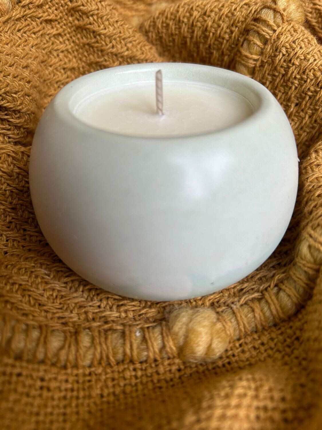 &#39;Lime, Basil &amp; Mandarin&#39; - small 100g candle