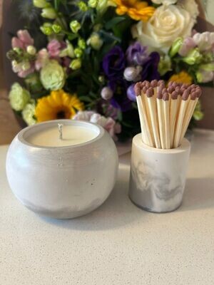 &#39;Relax &amp; Unwind&#39; - 165g candle &amp; match pot