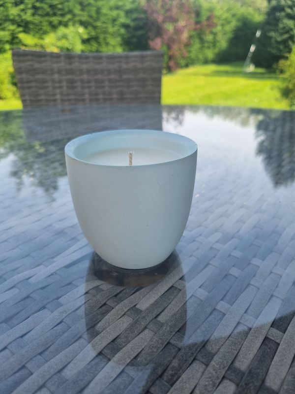 &#39;Citronella  Lemongrass&#39; 200g insect repellent candle