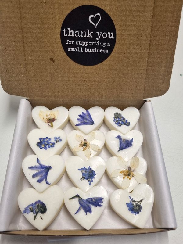 &#39;White Tea - popular perfume inspired&#39; - 12 wax melts