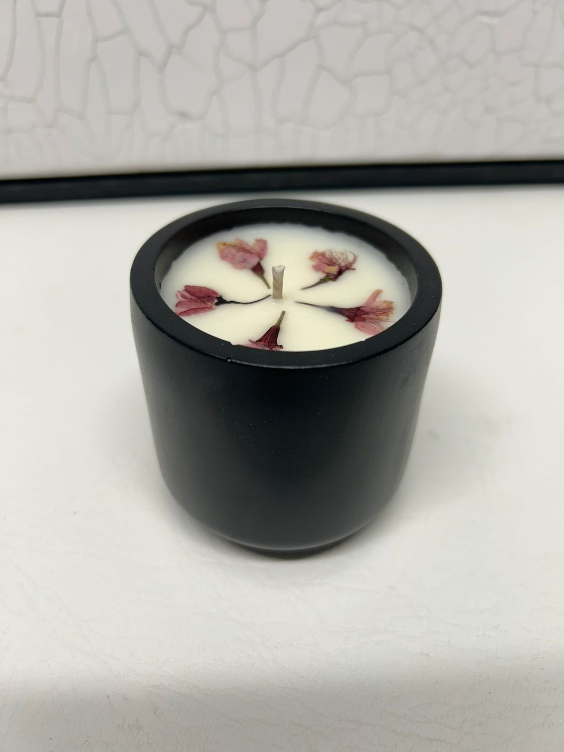 &#39;Relax &amp; Unwind&#39; - 180g candle