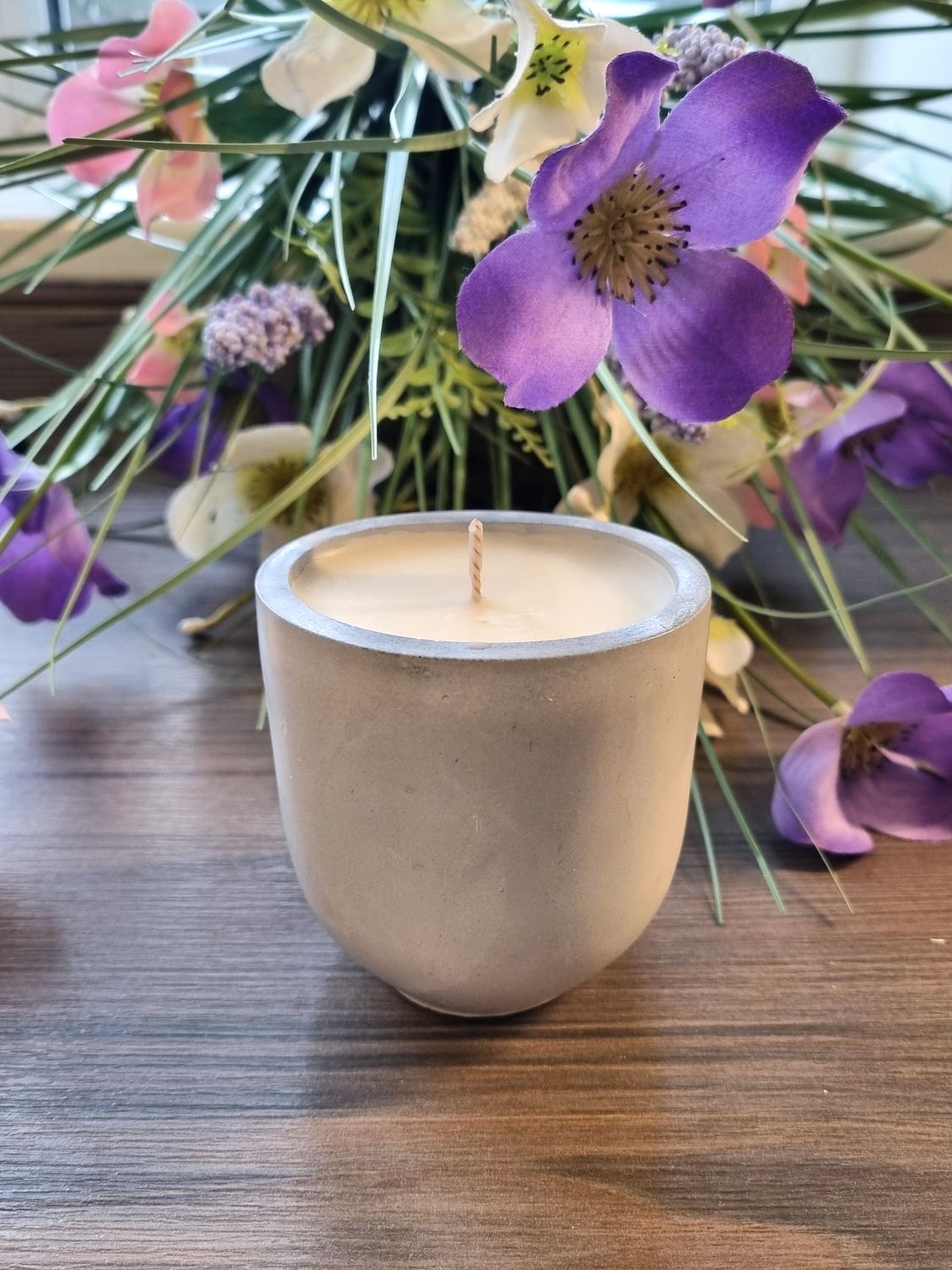 &#39;Floral Bouquet&#39; - 165g candle