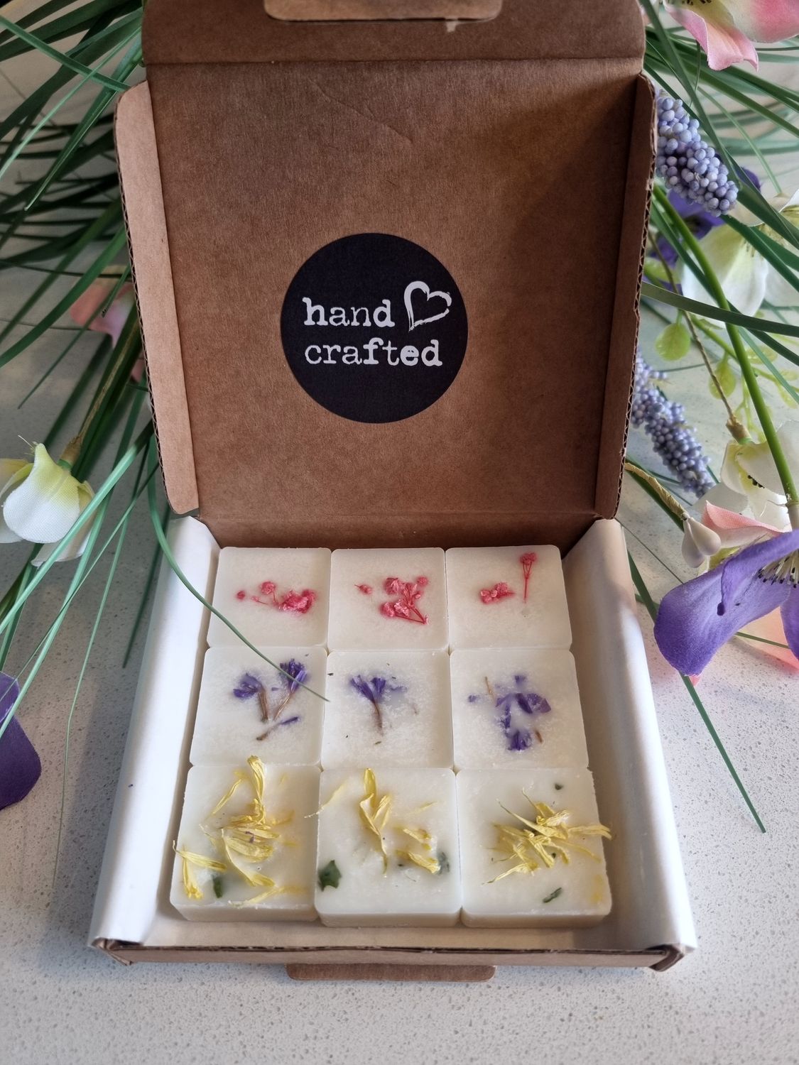 &#39;Rest &amp; Relaxation&#39; wax melt medley box - 126g