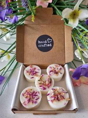 'Strawberry &amp; Rhubarb' - 5 large wax melts