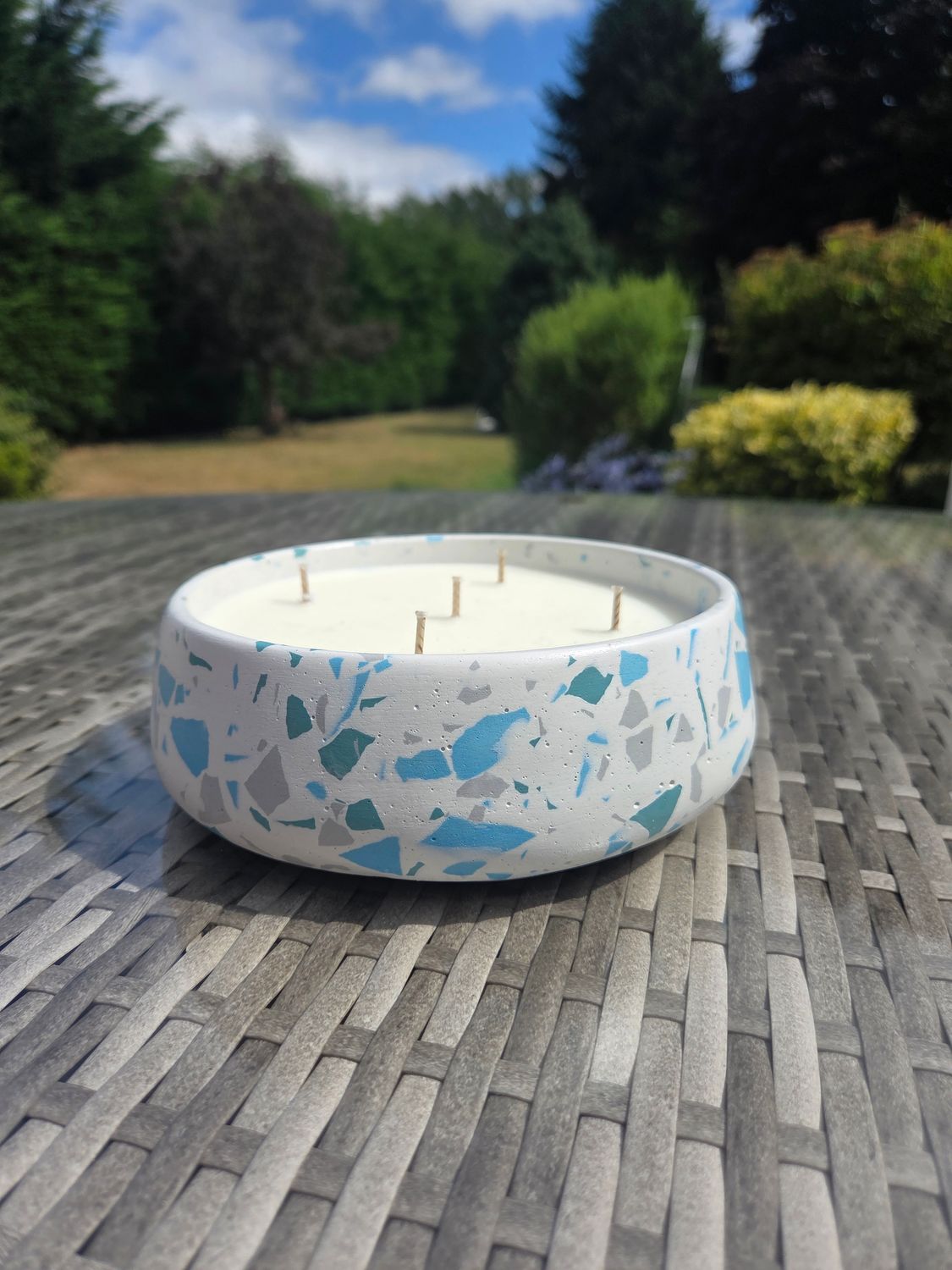 &#39;Seaweed &amp; Juniper&#39; - 5-wick 650g candle