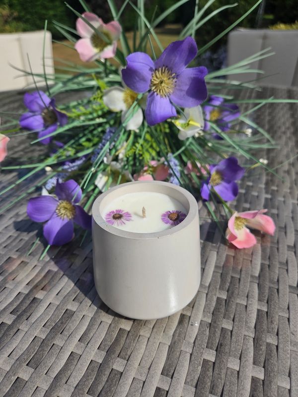 &#39;Grey Vetiver&#39; - 200g candle