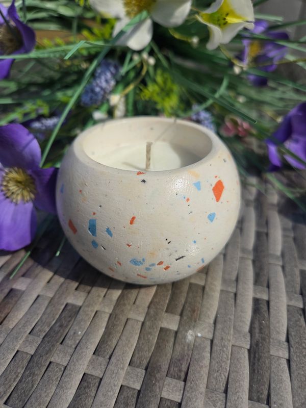 &#39;Cocoa &amp; Patchouli&#39; - 165g candle