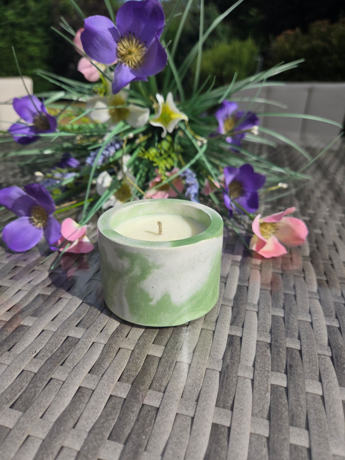 &#39;Lime, Basil &amp; Mandarin&#39; - 120g candle