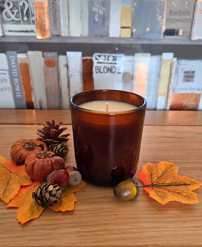 &#39;Autumn Woods &amp; Pumpkin&#39; - 220g candle