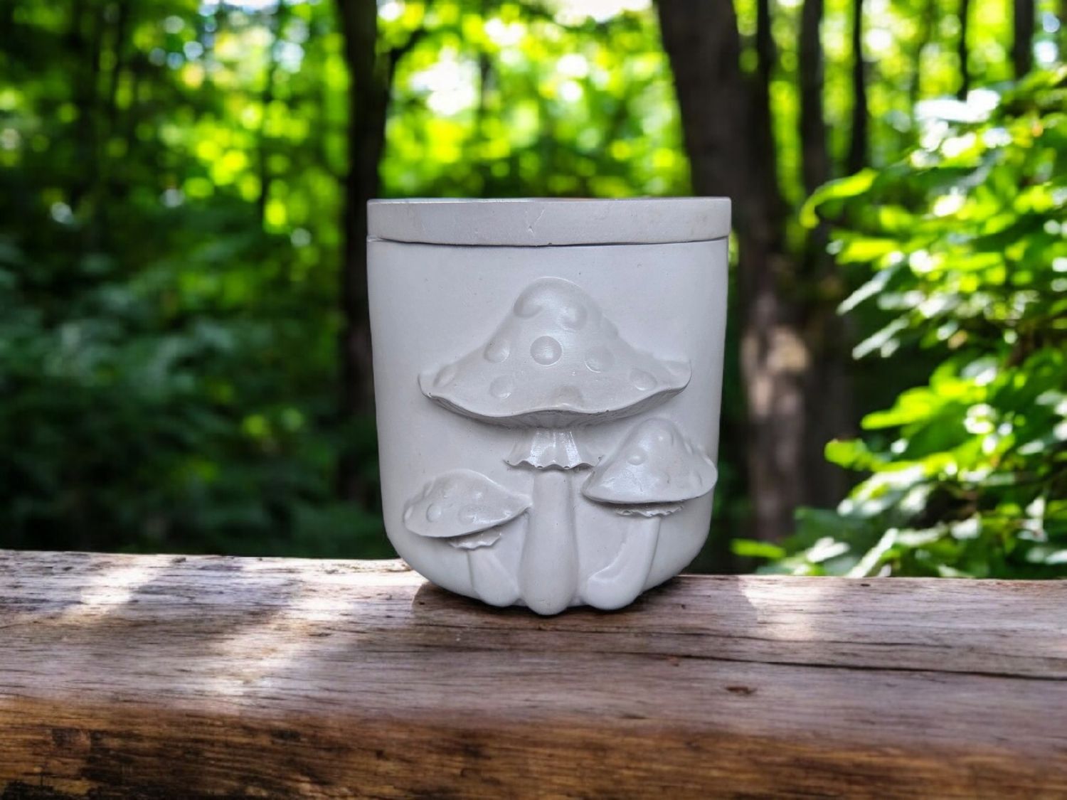 &#39;Forest Floor&#39; - 170g candle
